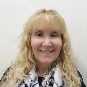 Meet your Posher, Linda